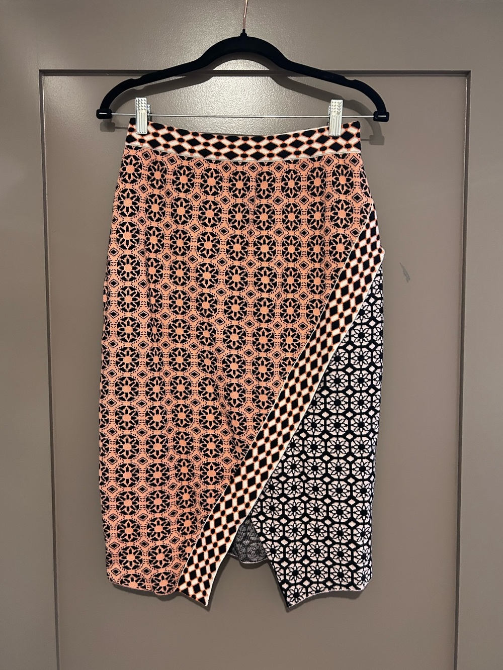 NWOT Anthropologie midi coral skirt with slit